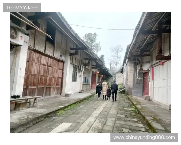 探秘云顶山寨的具体位置及周边环境详解